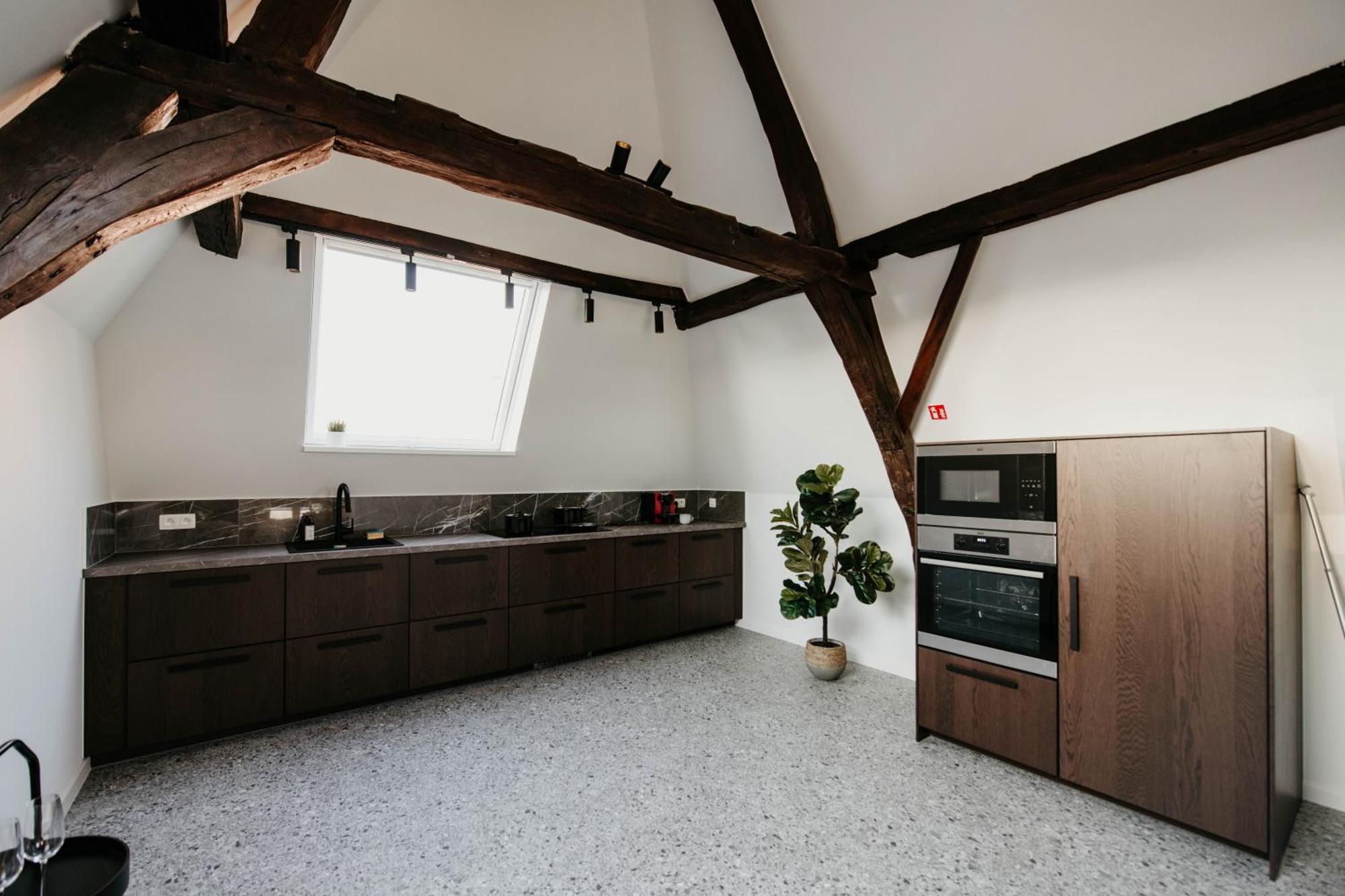 Gorgeous Duplex In Old Centre *