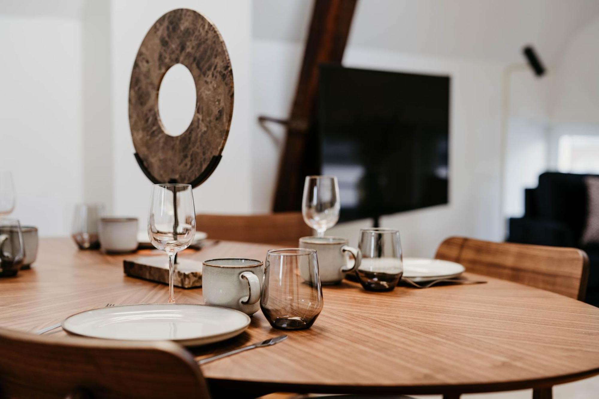 Gorgeous Duplex In Old Centre Apartment *