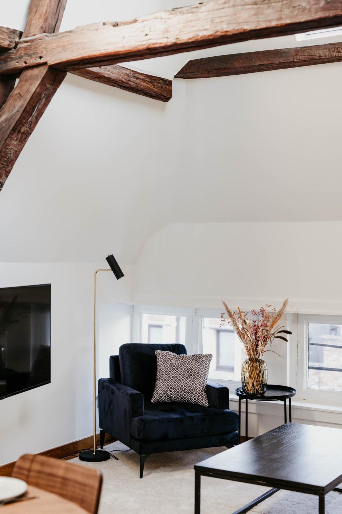 Gorgeous Duplex In Old Centre *